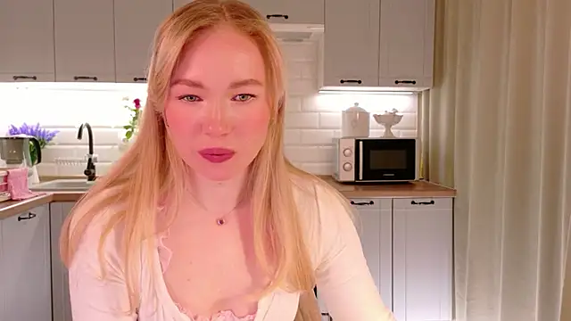 Snapshot of Veronika_Mitchel chatting on 02/16/26, 04:47 Veronika Mitchel online show from 02/16/26, 04:47