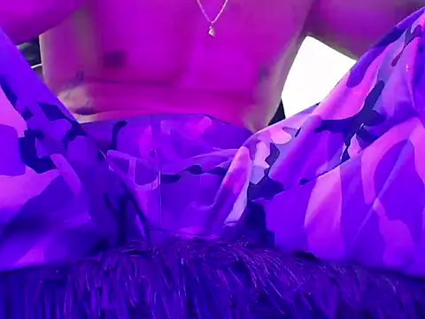 Snapshot of xxxtreme_master7 chatting on 02/10/26, 02:37 xxxtreme master7 online show from 02/10/26, 02:37