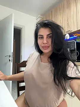Snapshot of Scarlett-Dream chatting on 05/19/26, 08:20 Scarlett-Dream online show from 05/19/26, 08:20