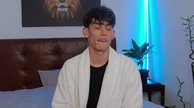 Snapshot of DanielCrush1 chatting on 02/20/25, 03:12 DanielCrush1 online show from 02/20/25, 03:12