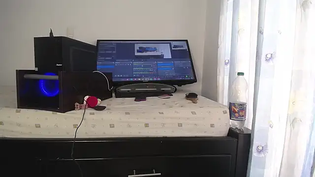 eolicasex online show from 03/18/25, 04:26