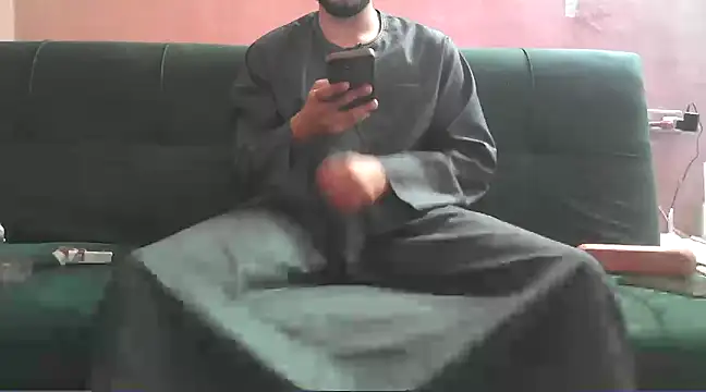 Snapshot of foxsanSs chatting on 03/10/25, 06:12 foxsanSs online show from 03/10/25, 06:12