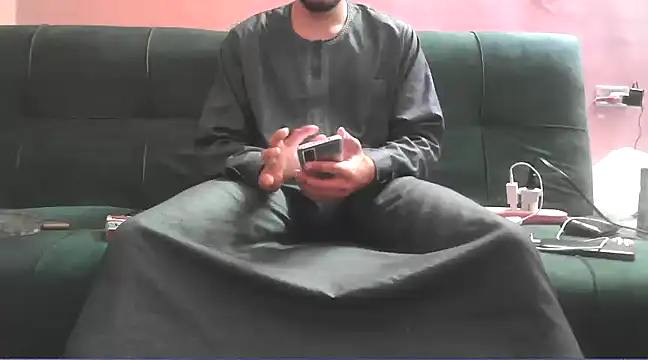 Snapshot of foxsanSs chatting on 03/15/25, 11:50 foxsanSs online show from 03/15/25, 11:50