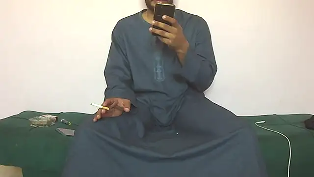 Snapshot of foxsanSs chatting on 09/30/25, 10:53 foxsanSs online show from 09/30/25, 10:53