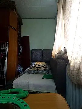 Snapshot of BustyBlond chatting on 10/18/25, 06:48 BustyBlond online show from 10/18/25, 06:48