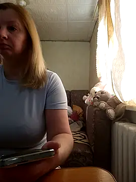 Snapshot of BustyBlond chatting on 04/22/26, 04:26 BustyBlond online show from 04/22/26, 04:26