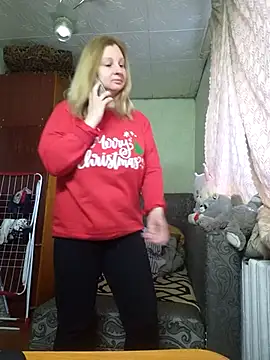 Snapshot of BustyBlond chatting on 04/24/26, 04:42 BustyBlond online show from 04/24/26, 04:42