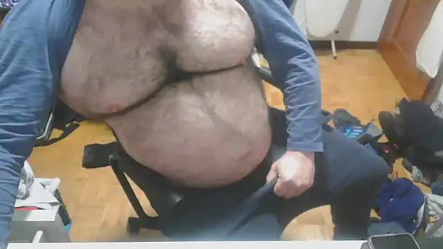 mikeyhotbear online show from 01/10/25, 06:20