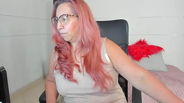 Snapshot of vaalery_sweet chatting on 12/13/24, 06:59 vaalery sweet online show from 12/13/24, 06:59