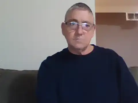 Snapshot of takeitall101 chatting on 12/11/24, 11:00 takeitall101 online show from 12/11/24, 11:00