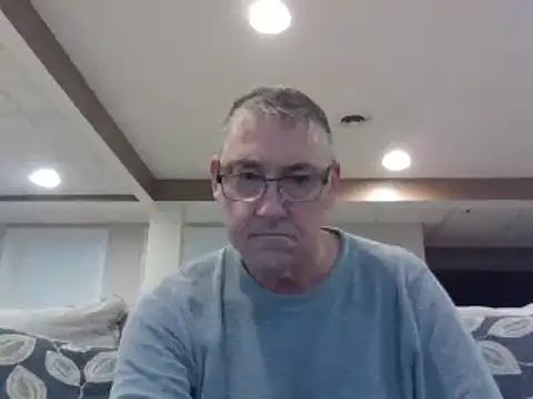 Snapshot of takeitall101 chatting on 02/23/25, 08:33 takeitall101 online show from 02/23/25, 08:33