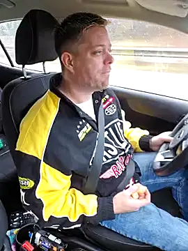 Trucker Hunter online show from 12/03/24, 09:22