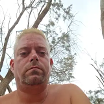 Trucker Hunter online show from 01/06/26, 01:48