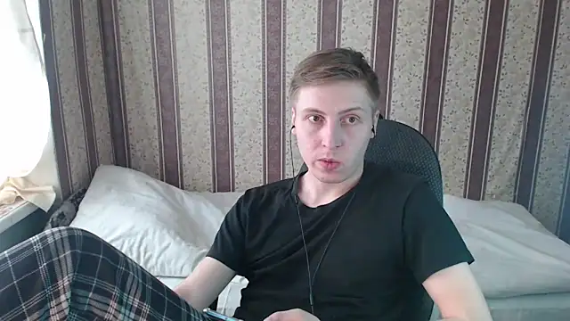 darienlarge online show from 03/10/25, 10:37