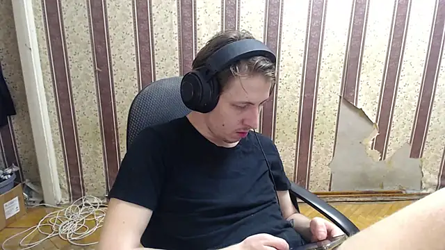 darienlarge online show from 10/02/25, 05:20