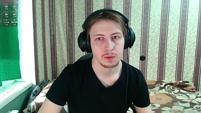 darienlarge online show from 12/05/25, 10:35