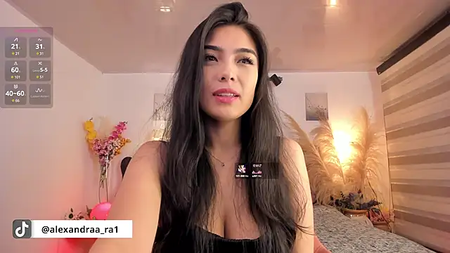 Alexandra ra online show from 03/12/25, 12:42