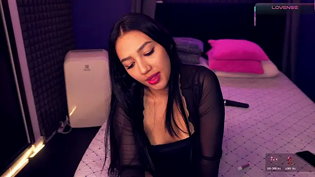 bull vixen2001 online show from 11/30/25, 01:15