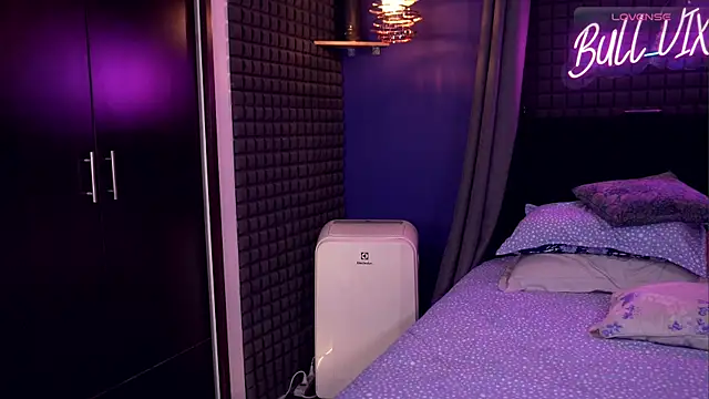 bull vixen2001 online show from 02/22/26, 10:58