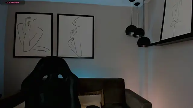 ErikaBenz  online show from 02/18/25, 12:28