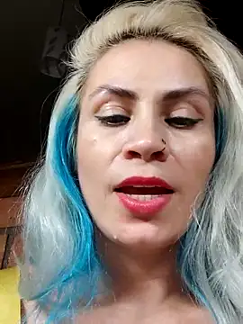 Snapshot of shelby_kutter chatting on 03/20/25, 04:42 shelby kutter online show from 03/20/25, 04:42