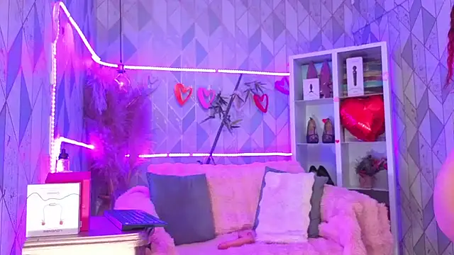 AsheyBaker online show from 03/24/26, 08:30