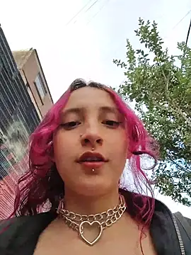  Laary online show from 11/22/25, 09:47