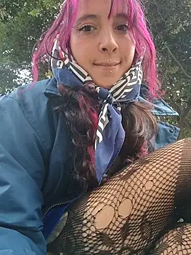  Laary online show from 02/05/26, 08:35