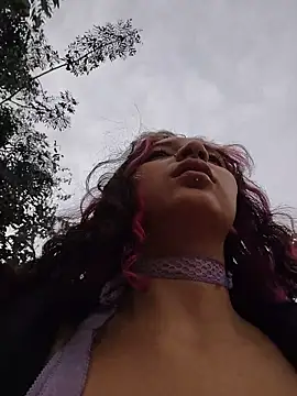  Laary online show from 03/27/26, 10:09