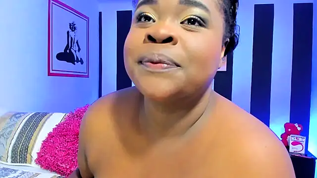 Snapshot of YeminaLeman chatting on 12/25/24, 12:48 YeminaLeman online show from 12/25/24, 12:48