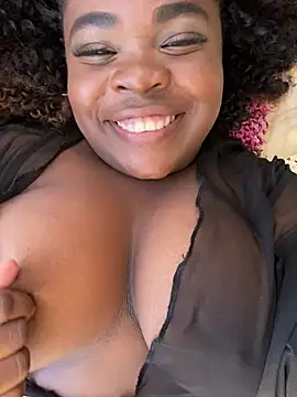 Snapshot of YeminaLeman chatting on 01/16/25, 08:57 YeminaLeman online show from 01/16/25, 08:57