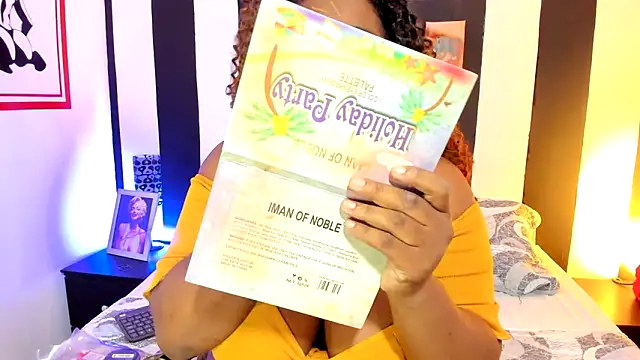 Snapshot of YeminaLeman chatting on 02/09/25, 12:52 YeminaLeman online show from 02/09/25, 12:52