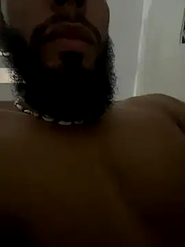 Snapshot of Alessandro__Rossi chatting on 11/12/25, 09:47 Alessandro Rossi online show from 11/12/25, 09:47