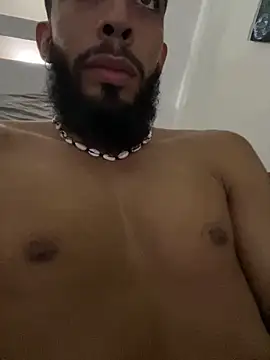 Snapshot of Alessandro__Rossi chatting on 11/20/25, 05:51 Alessandro Rossi online show from 11/20/25, 05:51