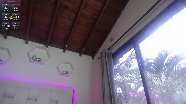 Snapshot of shanakendall chatting on 09/22/25, 02:30 shanakendall online show from 09/22/25, 02:30