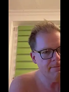 Snapshot of AnnualSunrise chatting on 11/20/25, 08:30 AnnualSunrise online show from 11/20/25, 08:30