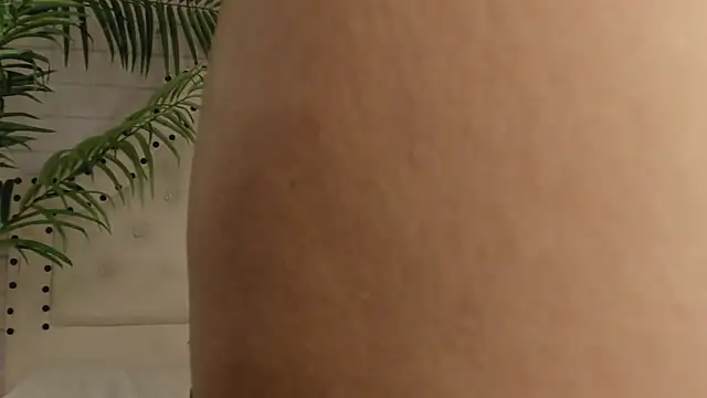 Snapshot of _Eurekaa_ chatting on 02/28/25, 11:34 Eurekaa online show from 02/28/25, 11:34