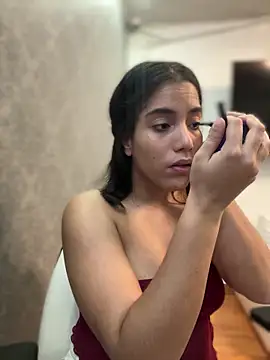 Snapshot of _Eurekaa_ chatting on 02/12/26, 03:23 Eurekaa online show from 02/12/26, 03:23