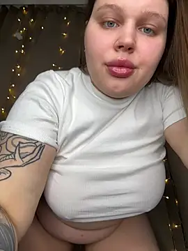 perfect sweety girl online show from 02/05/26, 09:52