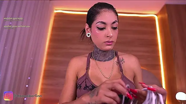 danna berlin  online show from 04/07/26, 07:25