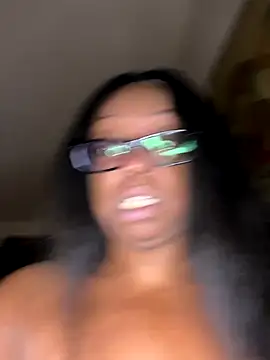 Snapshot of Goddesskarisma chatting on 11/25/25, 06:24 Goddesskarisma online show from 11/25/25, 06:24