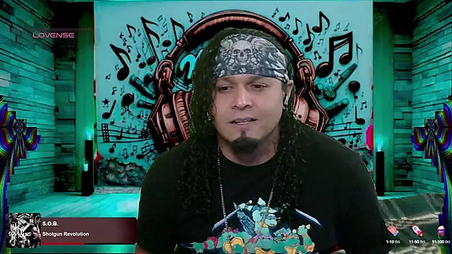 Snapshot of chino_roz chatting on 03/20/25, 06:30 chino roz online show from 03/20/25, 06:30