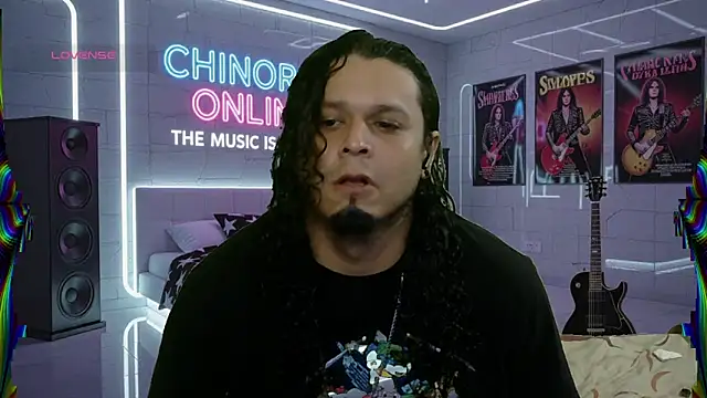Snapshot of chino_roz chatting on 09/27/25, 06:29 chino roz online show from 09/27/25, 06:29