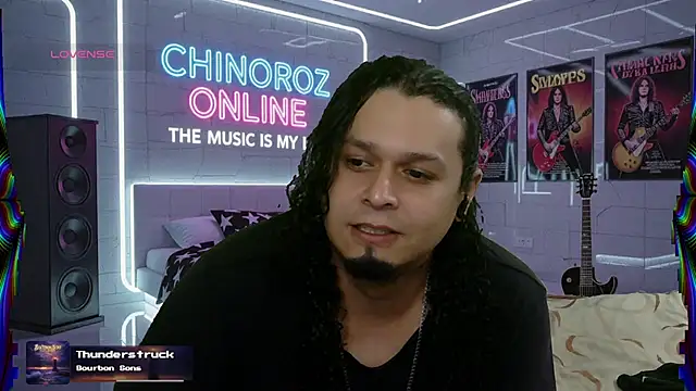 Snapshot of chino_roz chatting on 09/30/25, 06:24 chino roz online show from 09/30/25, 06:24