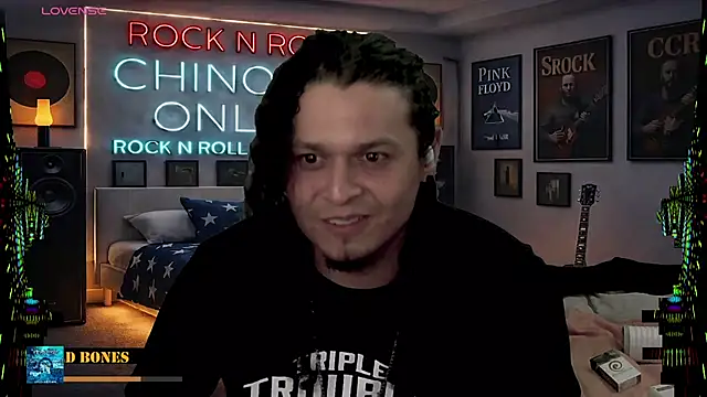 Snapshot of chino_roz chatting on 03/01/26, 09:22 chino roz online show from 03/01/26, 09:22