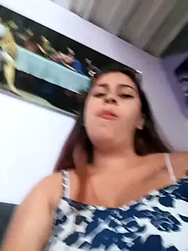 Snapshot of Latina_sexy1 chatting on 09/15/25, 03:45 Latina sexy1 online show from 09/15/25, 03:45