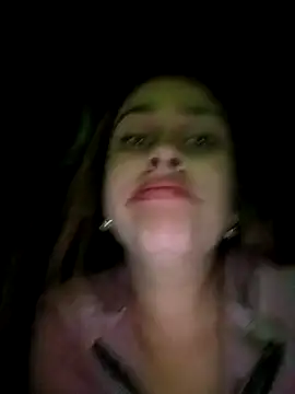 Snapshot of Latina_sexy1 chatting on 11/29/25, 04:15 Latina sexy1 online show from 11/29/25, 04:15