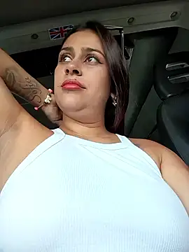 Snapshot of Latina_sexy1 chatting on 11/29/25, 06:44 Latina sexy1 online show from 11/29/25, 06:44