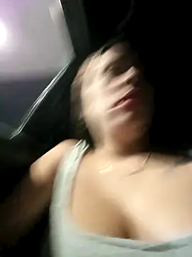 Snapshot of Latina_sexy1 chatting on 12/21/25, 09:38 Latina sexy1 online show from 12/21/25, 09:38