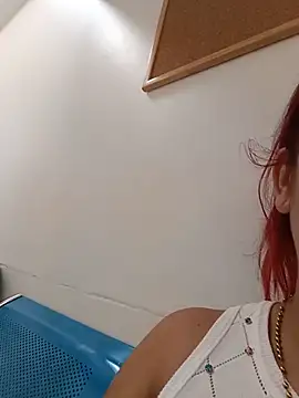 Snapshot of Latina_sexy1 chatting on 05/28/26, 12:57 Latina sexy1 online show from 05/28/26, 12:57